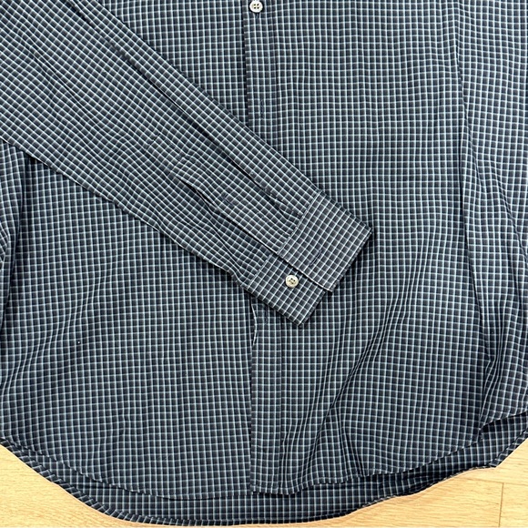 Theory Shirt - Picture 4 of 6